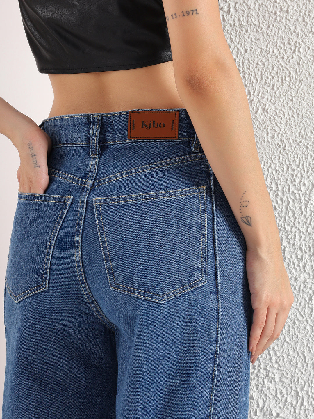 HIGH RISE WIDE LEG JEANS