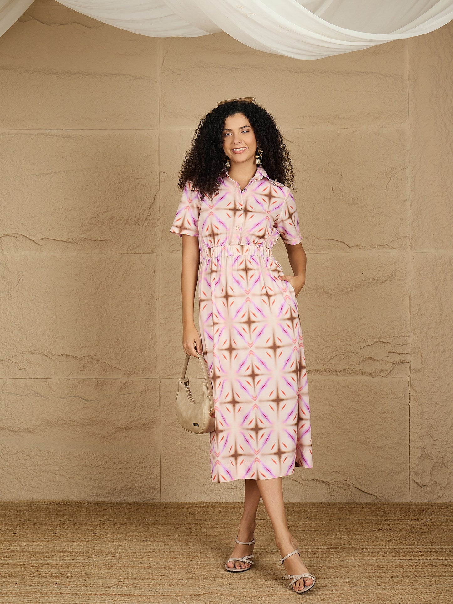 FIT & FLARE MIDI DRESS