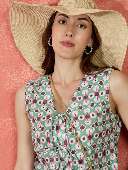 Tie-up Asymmetrical Hem Top