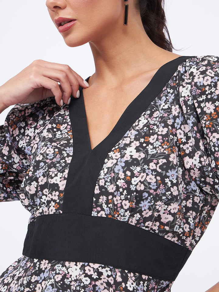 KIBO Women's Floral V-Neck Solid Panelled Top