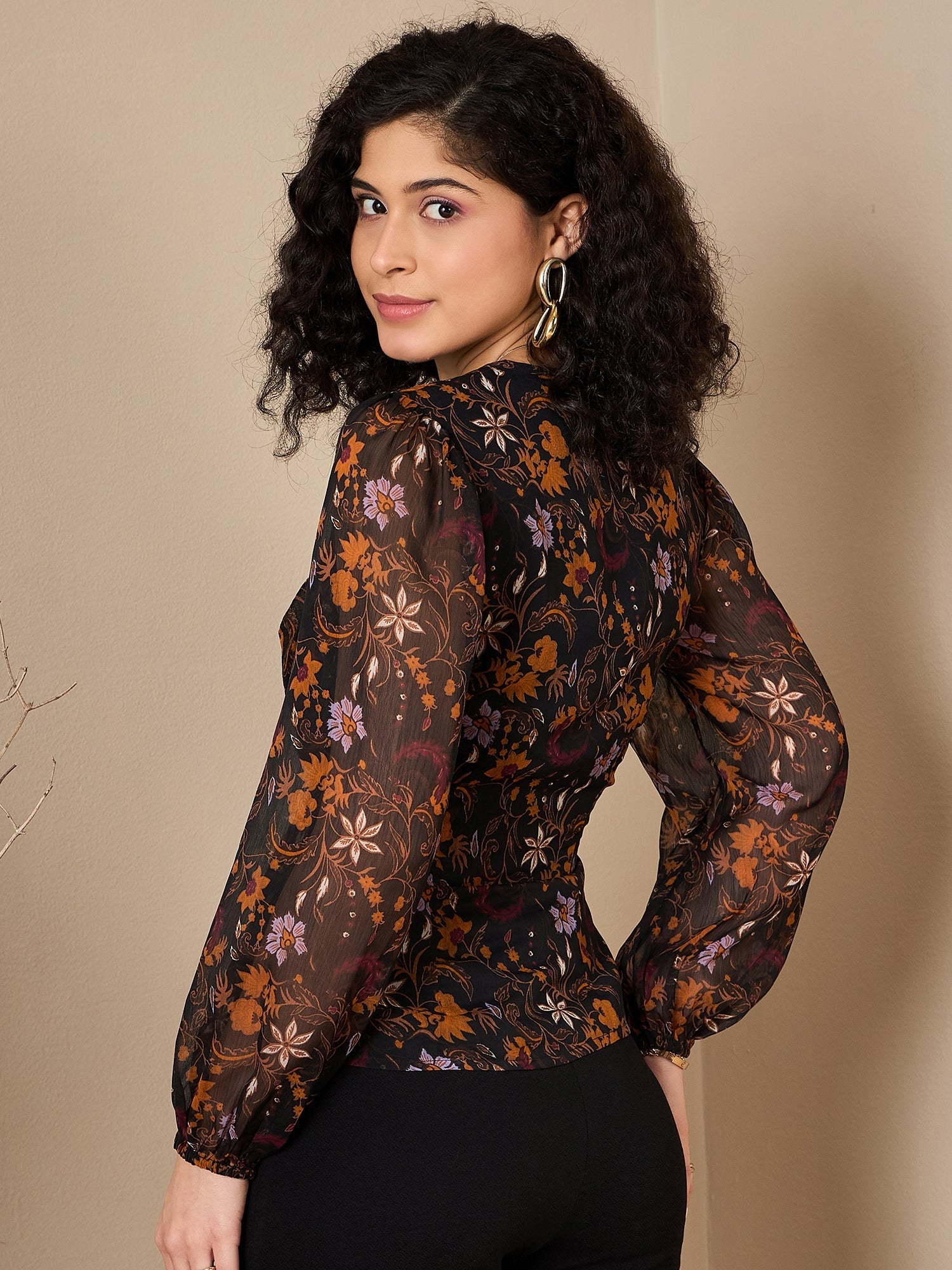 Twist Detail Long Sleeve Blouse