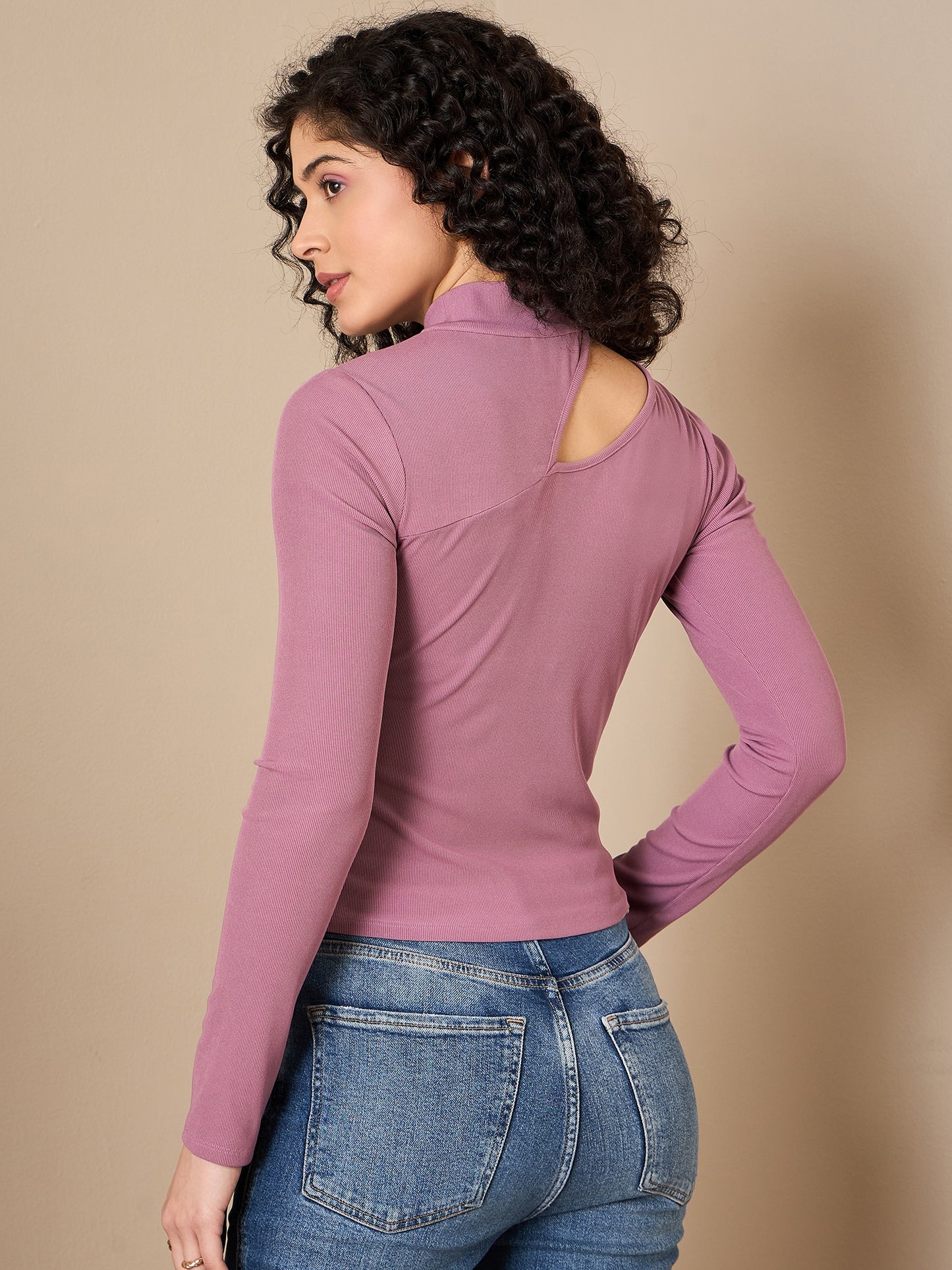 Kibo Jenine Cut-Out Top