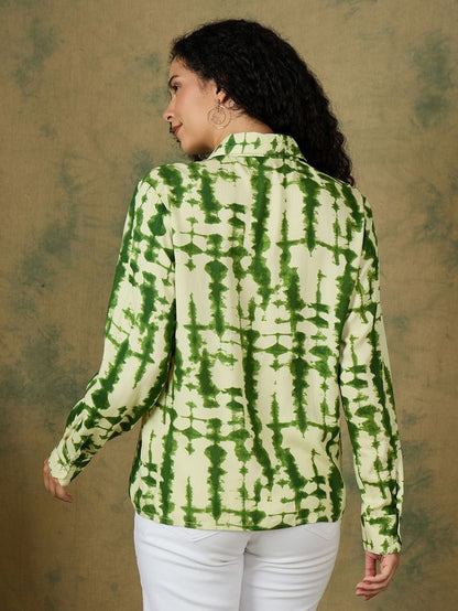 Comfort Fit Floral Printed Spread Collar Casual Shirt